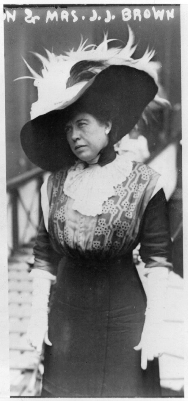 “The Unsinkable” Molly Brown steps off the Carpathia after being rescued from th