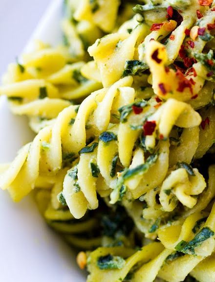 Vegan spinach alfredo. – not a huge fan of vegan foods or spinach …but this so