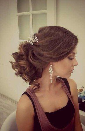 Wedding hairstyle Large curls for shoulder length hair