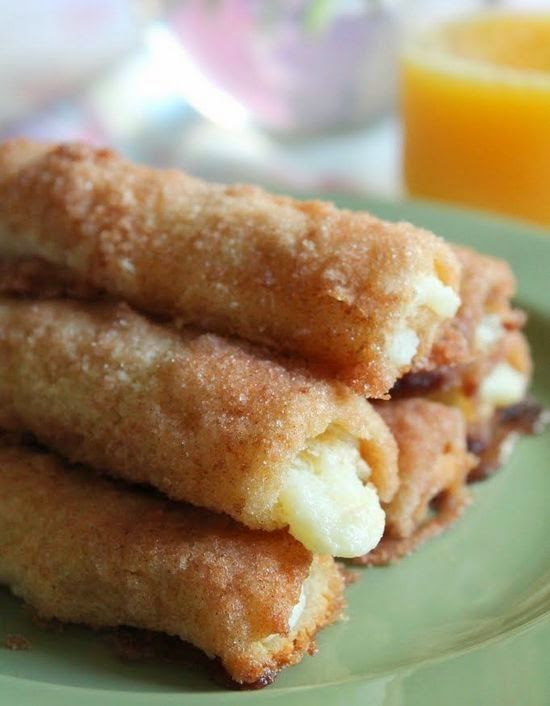 Cinnamon Cream Cheese Roll-Ups ~ Its like heaven in your mouth! So easy and so t