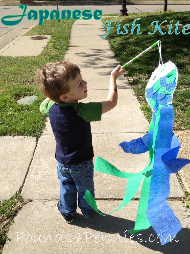 Fun and easy toddler craft on How to Make a Japenese Flying Kite. Enjoy this cra