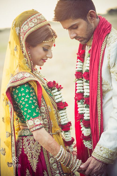 Indian wedding photography. Couple photoshoot ideas.
