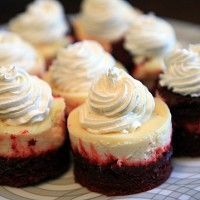 Red Velvet Cheesecake Minis  if I have to bake this year Im starting with these!