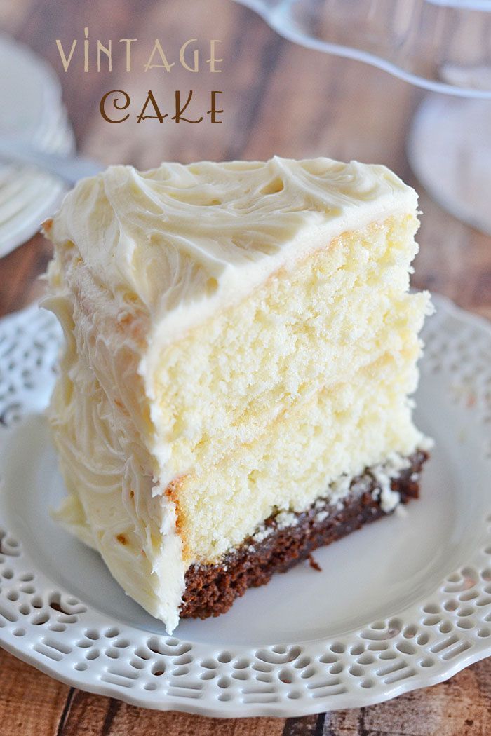 This Vintage Cake combines two layers of white cake, with a surprise brownie lay