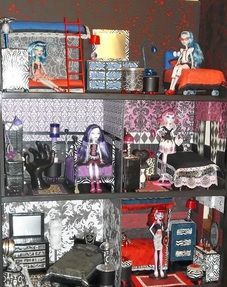 Tons of tutorials and pictures to make a Monster High dollhouse and furniure…m