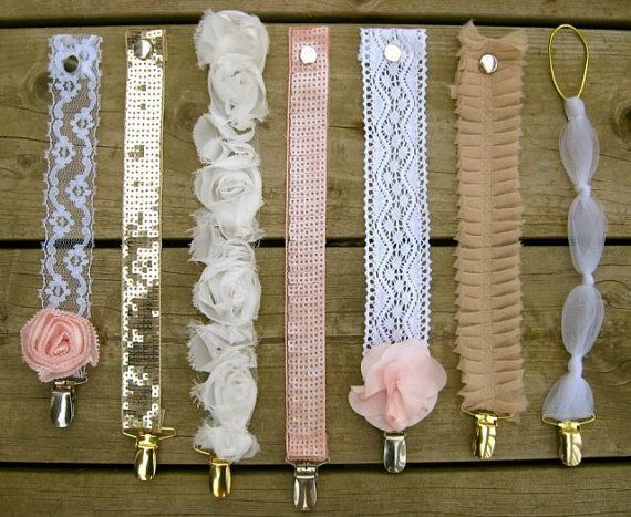 vintage pacifier clips ♥