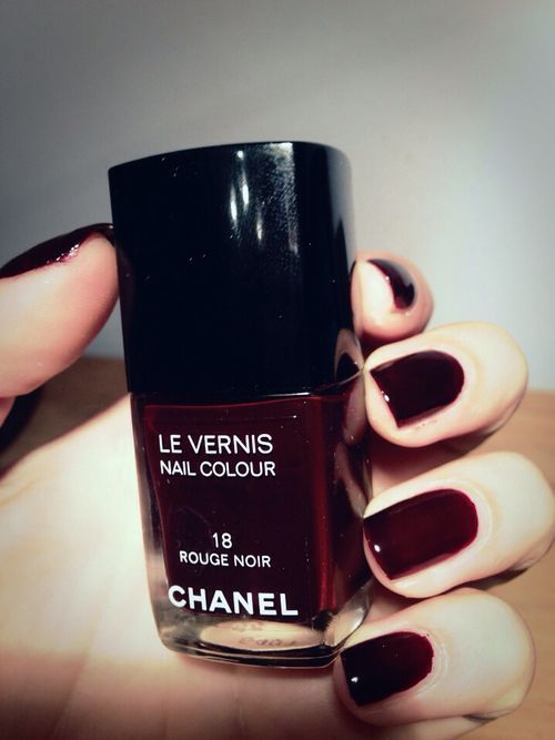 Chanel Rouge Noir nail color. I lov
