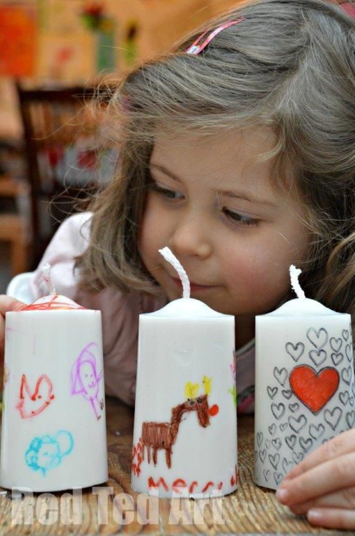 Gifts Kids Can Make: these are super easy decorated candles – perfect for all oc