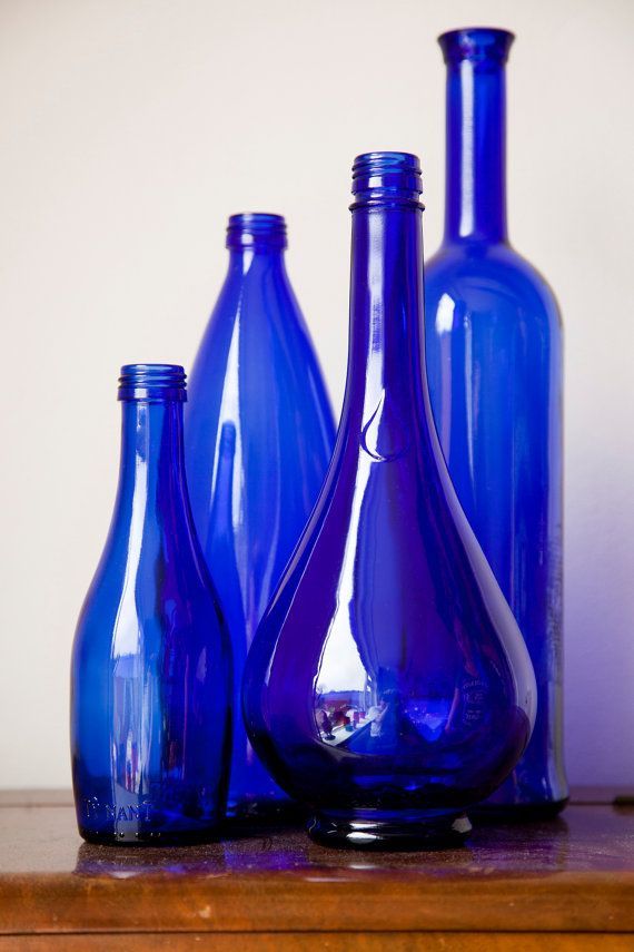 Set of 4 cobalt blue bottles/vases by DeSnorPhoto on Etsy, 15.00