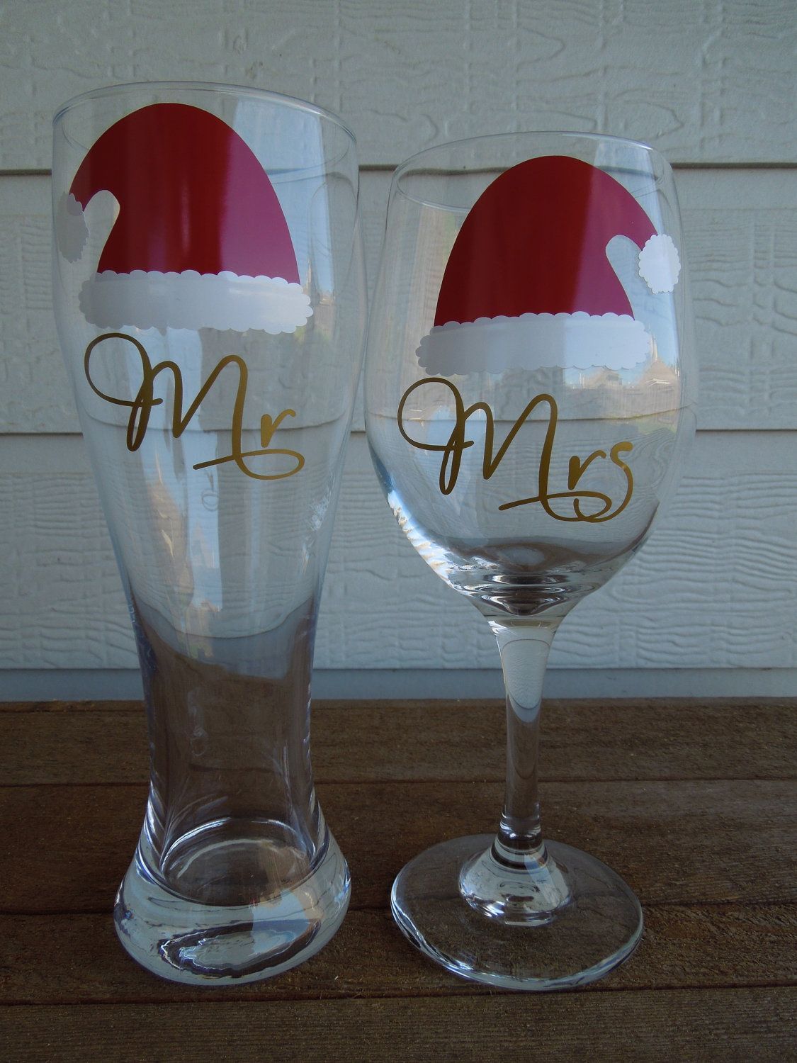 CHRISTMAS Mr and Mrs Wine Glass and