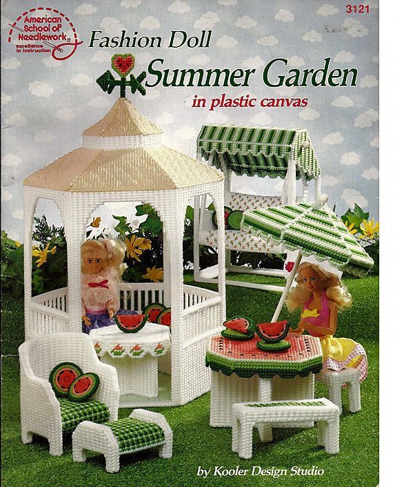 Fashion Doll Summer Garden in Plast