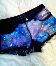 Teen fashion tumblr: galaxy shorts!