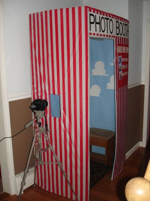 DIY photo booth – Looks like this w