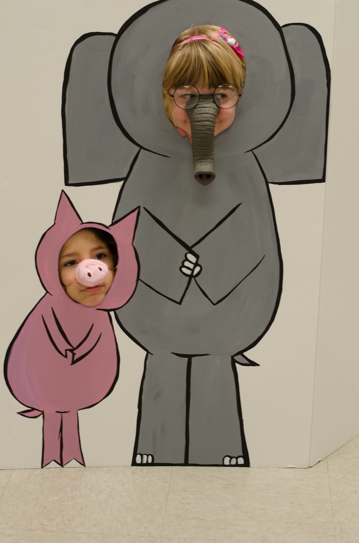 Elephant and Piggie cutout