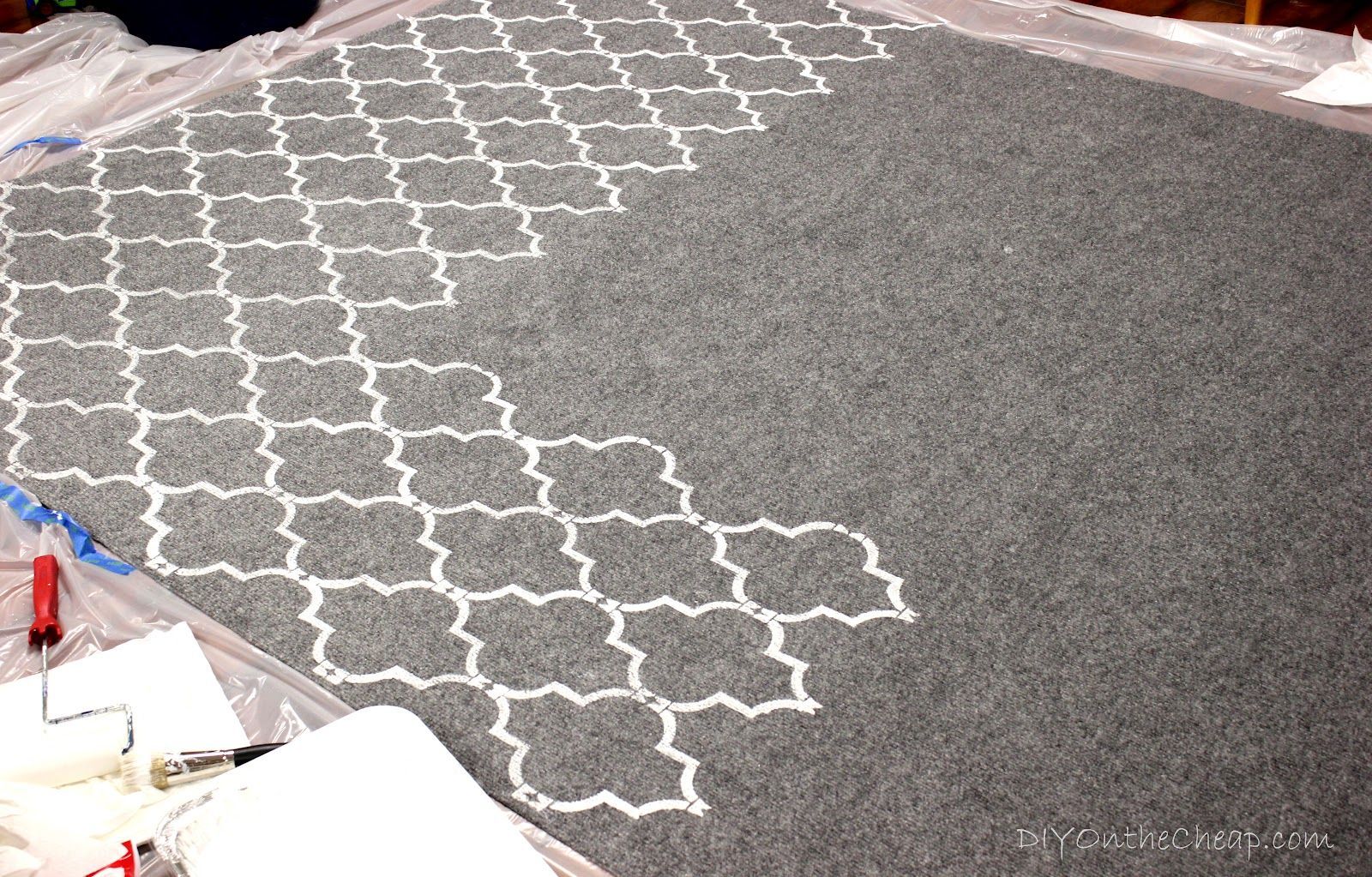 How to stencil an inexpensive rug t