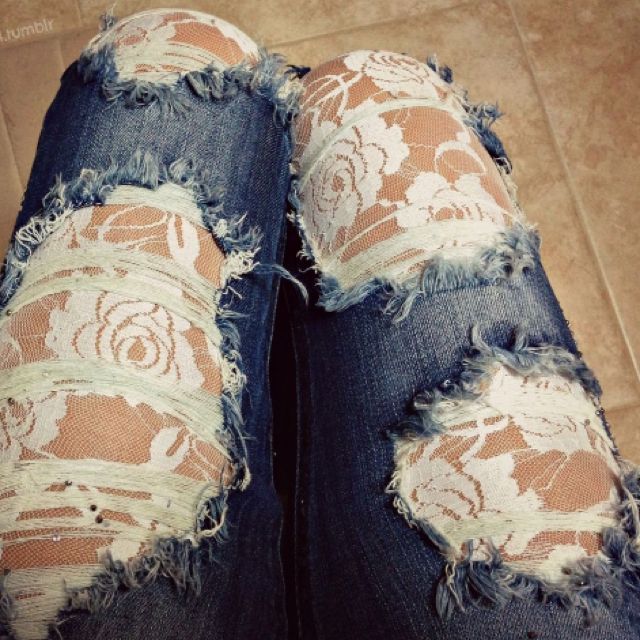 LACED RIPPED JEANS if i eve