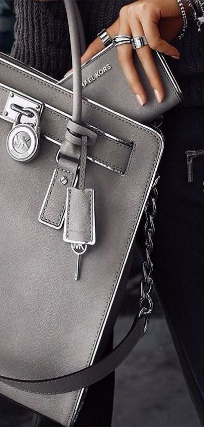 Michael Kors Handbags #Michael #Kor