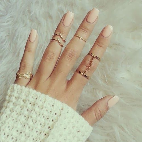I love midi and mini rings, especially gold with nude