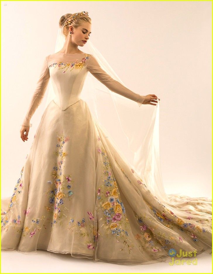 Lily James: See Cinderellas Wedding Gown NOW! | lily james cinderella wedding dress see pics 03 –