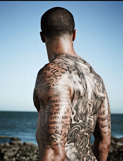 San Francisco 49ers QB Colin Kaepernick From ESPN The Body Issue 2013 – Trust me, the front is even