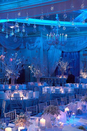 #Winter #wedding reception … Wedding ideas for brides, grooms, parents & planners … itunes.apple.com/… … plus how to organise an entire wedding, without overspending ♥ The Gold Wedding