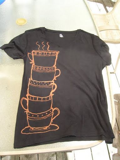 Bleach pen coffee cup shirt - cool idea!! I can think of all types of designs but this one is for @Nicole Novembrino Novembrino Ridout