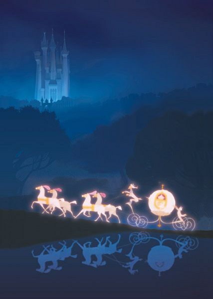 Disney | Cinderella, her coach and white horses. How are they so well lighted? Solar power? Fiber