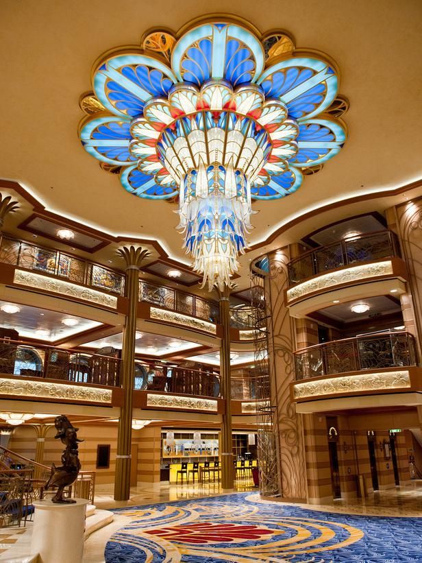 Disney Dream Cruise Ship  L