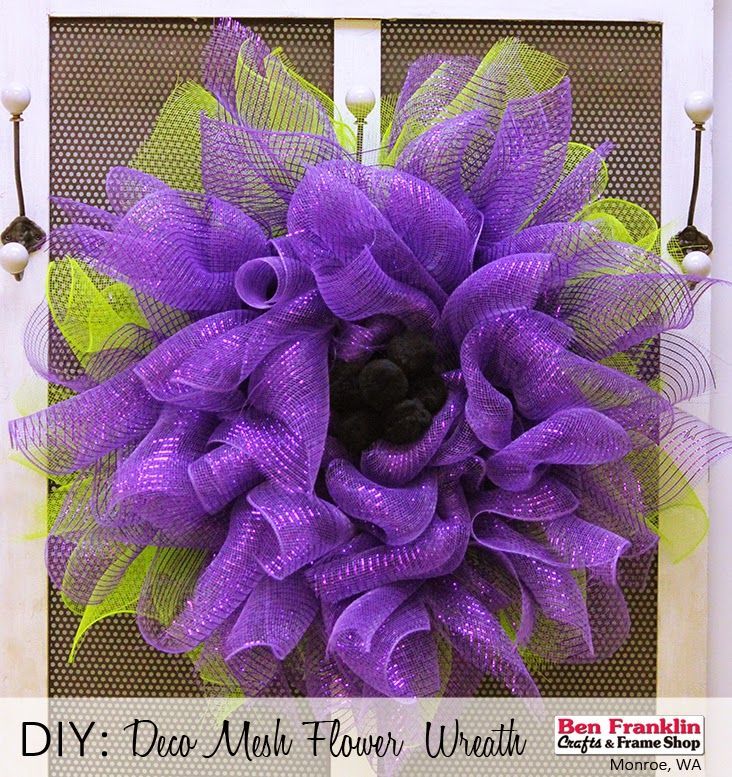 DIY Deco Mesh Flower Wreath Tutorial – Once you learn how to make this beautiful deco mesh flower wreath, youll want to make one for every season. Anyone that passes by this stunning wreath will