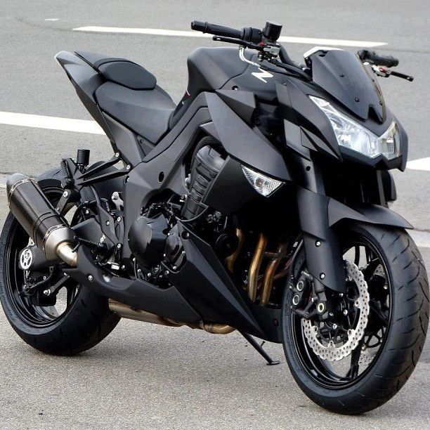 Kawasaki Z1000 with modified exhaust system… Which eliminates the only weakness of the