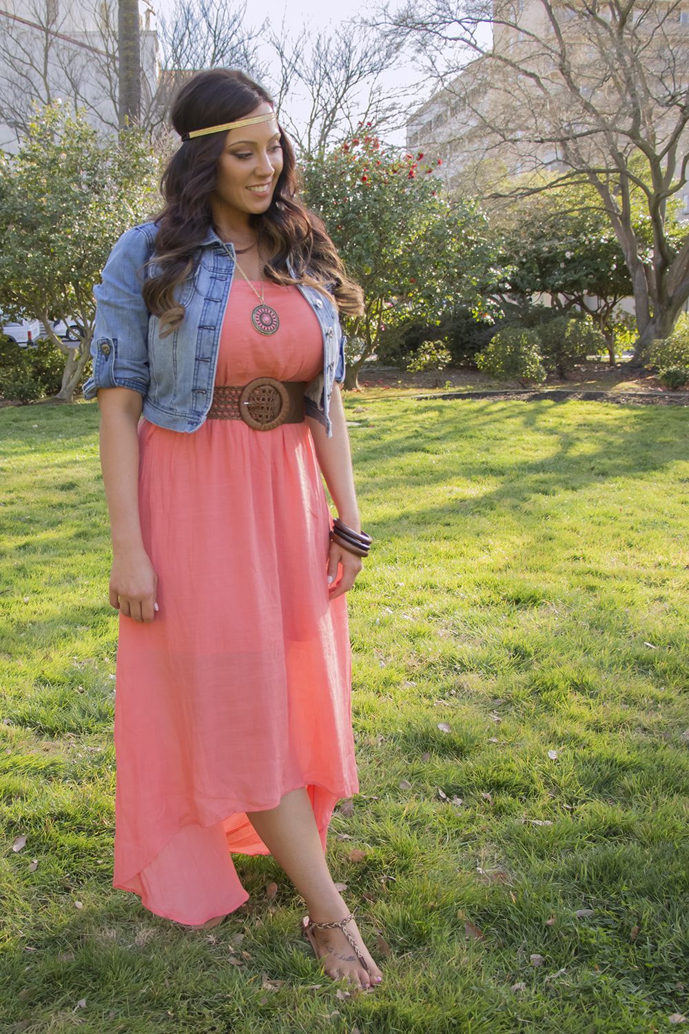 love the dress, and the belt (dont care for the denim jacket, or headband) — Bohemian Inspired Style(cute minus the