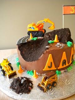 Love this construction cake