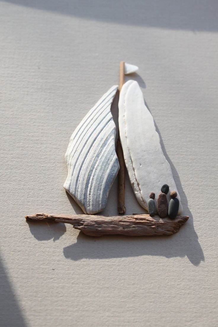 sharon nowlan pebble art – Why didnt I ever connect broken clam shells with being the perfect “sails” for my driftwood sailboats?  DUH!