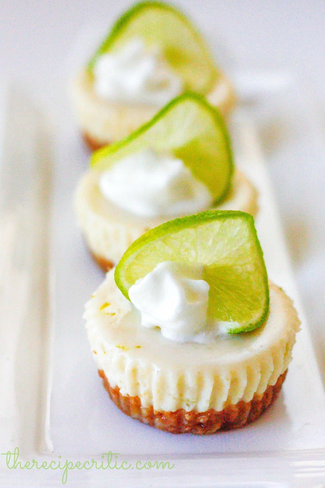 The Recipe Critic: Mini Key Lime Pie   Making these tonight and for our new neighbors (if there are any