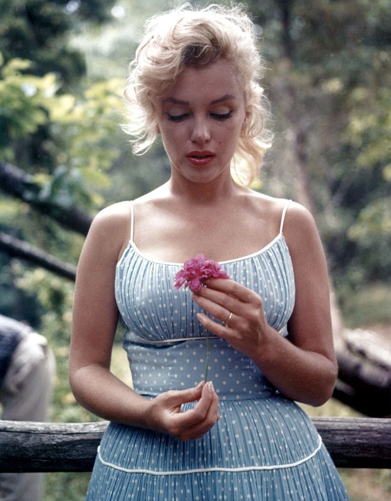 this is one of my favorite Marilyn Monroe
