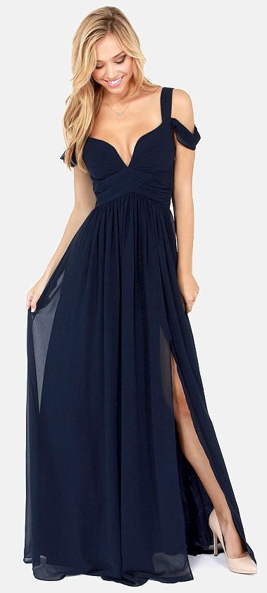 WOW! This is gorgeous! – Elegant Navy Blue Maxi Dress minus the drapy and thick