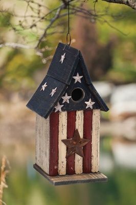 Americana Wooden Birdhouse…functional and