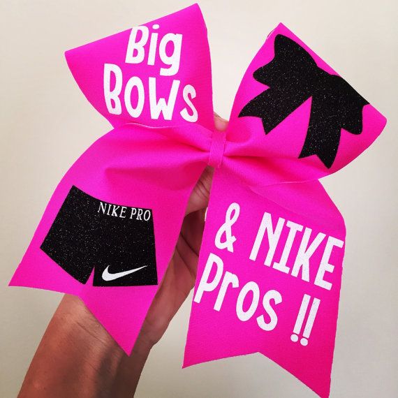 BIG Bows & Nike pros Spande