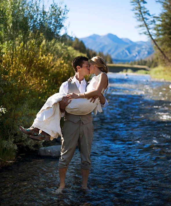 Big Sky Montana wedding bride & groom photos : Hillary Maybery