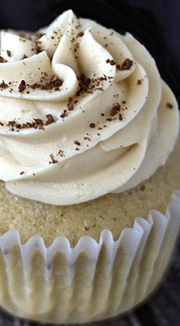 Coffee Cupcakes with Coffee