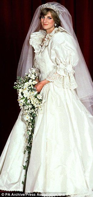 Diana wedding gown , 1981.