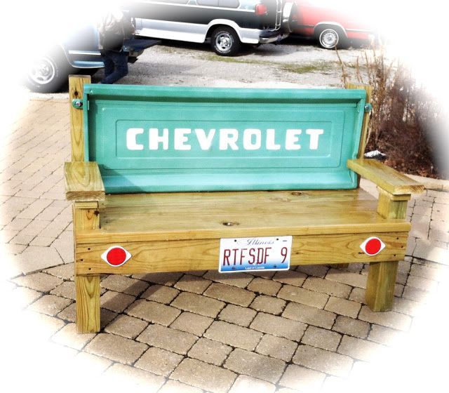 DIY Tailgate bench.  paint