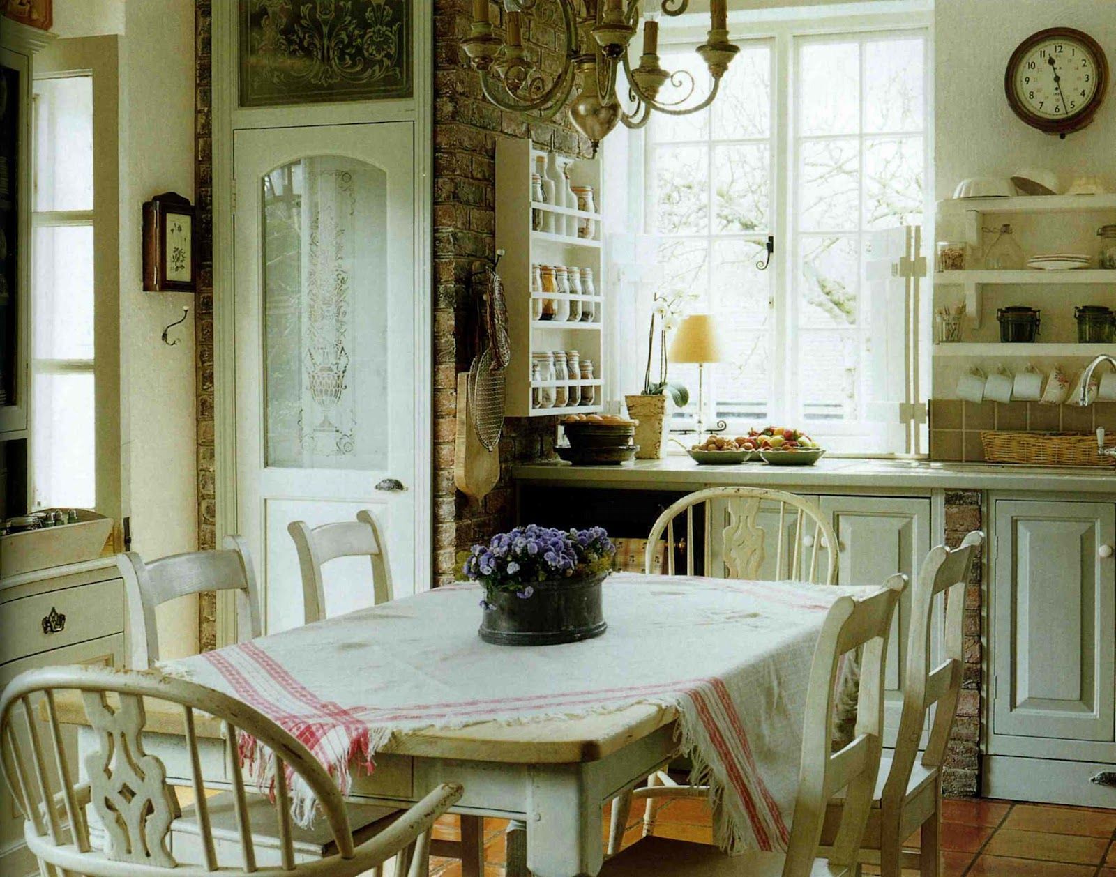 English Home magazine. Suspiciously like the kitchen in Lionels country home in the British TV show “As TIme Goes