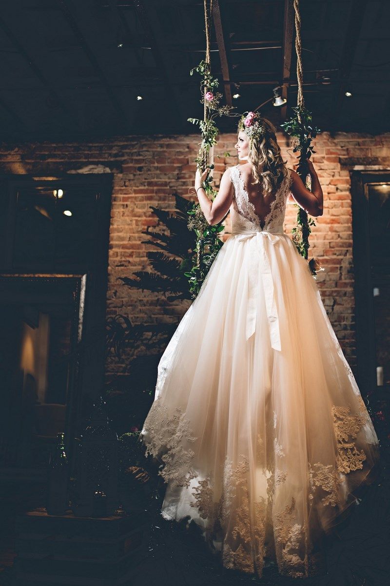 fairytale styled shoot, princess bride inspiration. Yes I will have a swing at my wedding