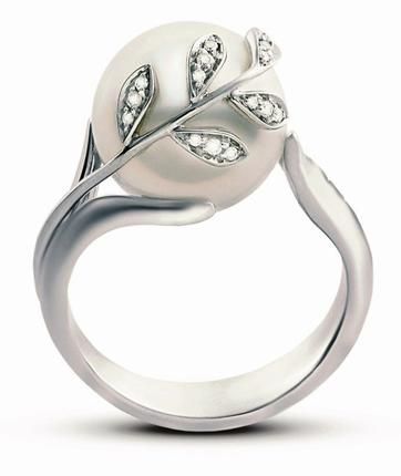 Mikimoto pearl ring; Looks so similar to my engagement ring, with the leaf motif, love!