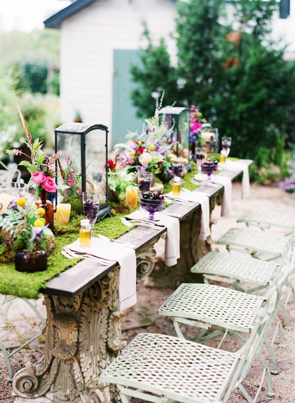 That is a table runner made of moss. I need one for outdoor dining. :)   Colorful Wildflower Table Decor – Elizabeth Anne Designs: The Wedding