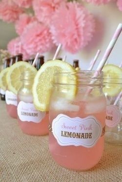 This would be cute for a girl baby shower… super  cute, good idea if Im having a