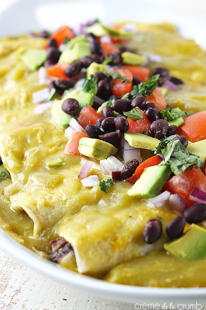 Avocado Black Bean Enchiladas Recipe ~ Healthy and tasty enchiladas filled with seasoned black beans and creamy avocado slices, all covered in green chile enchilada sauce! Ready in 30