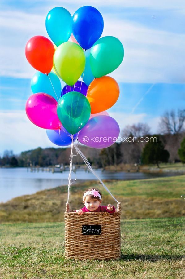 *Baby in basket with balloons so cute. Hot air ballon idea. Photo photography