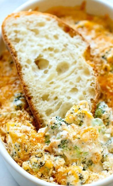 Baked Broccoli Parmesan Dip -OMG this is so yummie:) its perfect for summer